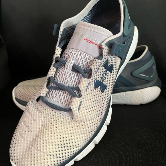 Under Armour Women’s SpeedForm Fortis Charged - Picture 2 of 7